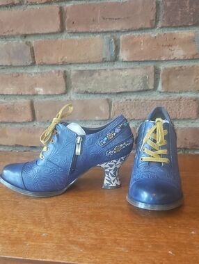 Blue Embossed Leather Heeled Oxfords with Mustard Laces
